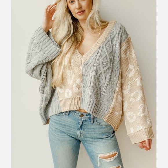 POL Leapard Print/Color Block Cable Knit Deep V-neck Oversized Sweater Size M - Picture 2 of 13